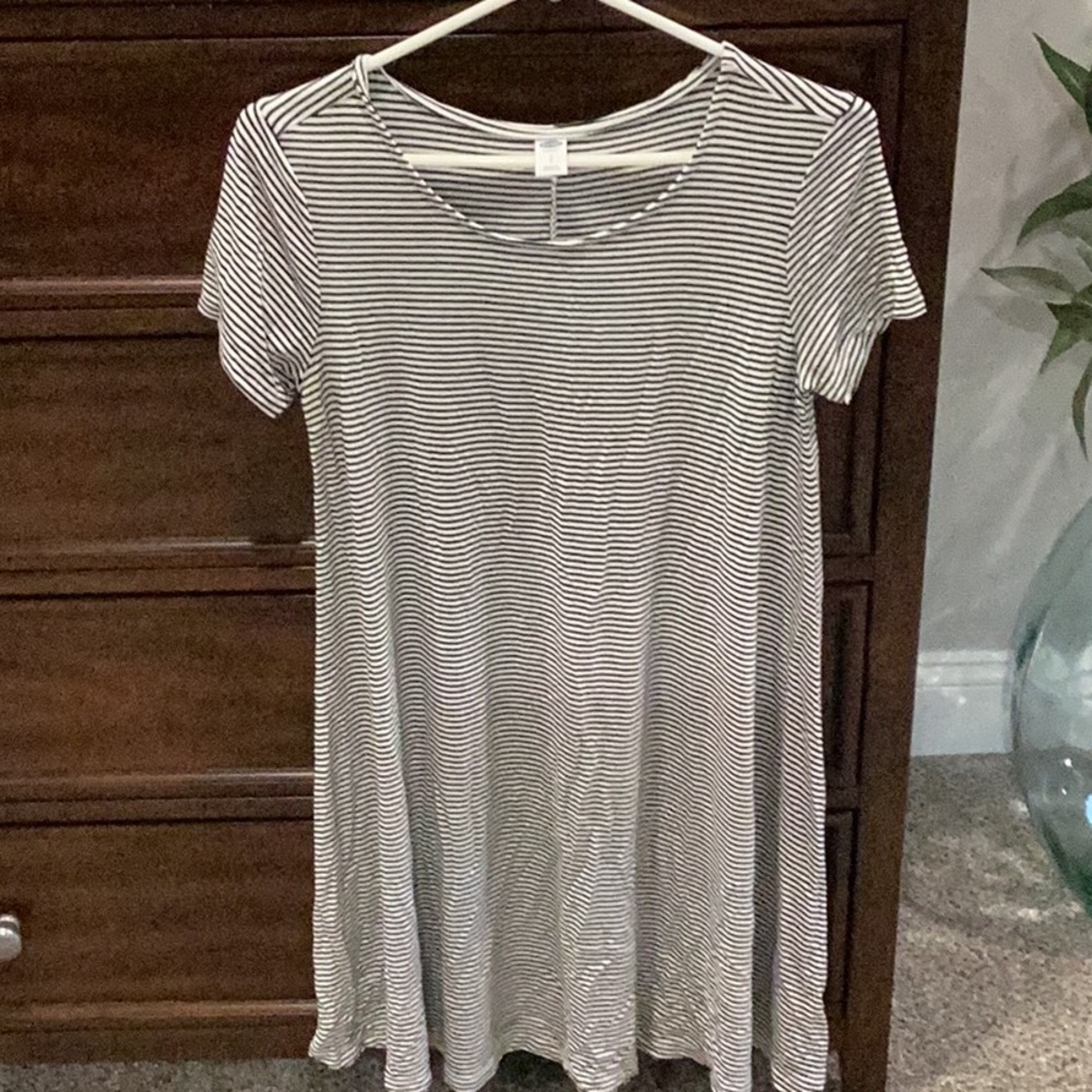 OLD NAVY STRIPE DRESS